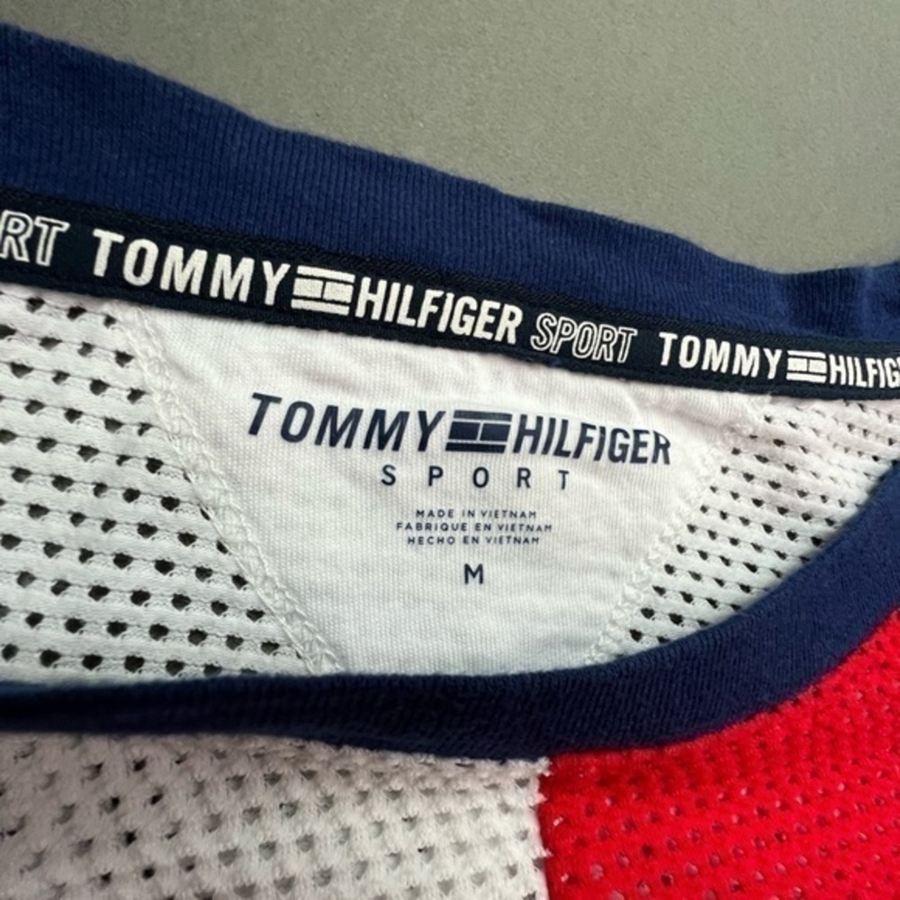 Tommy Hilfiger Sport Color Split Blocked Mesh Long Sleeve Shirt - Picture 7 of 16